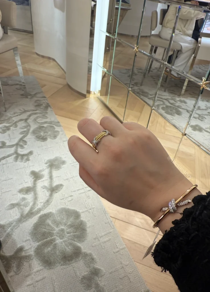 Tiffany Knot Bangle in Rose Gold and Platinum with Diamonds
$9,650