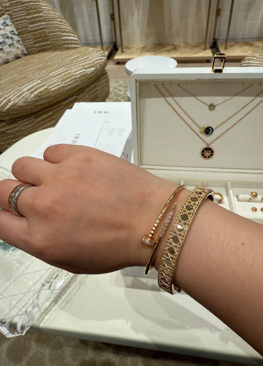 Cartier Juste un Clou Reverse Small Bracelet