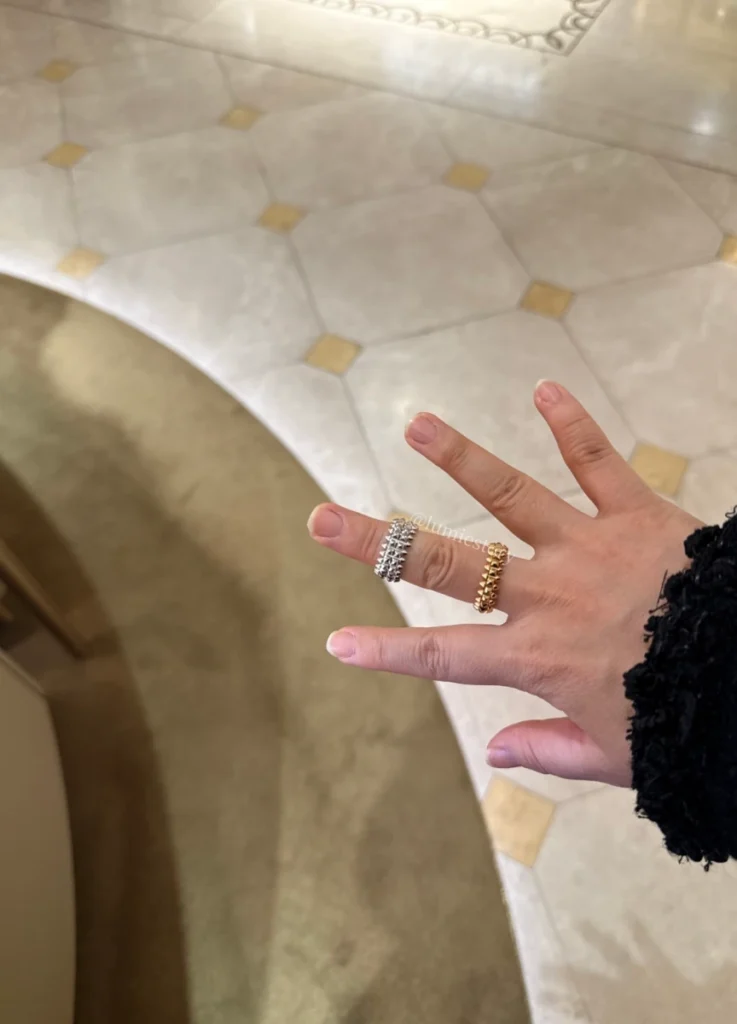 Clash de Cartier ring, double row
White Gold
$5,150