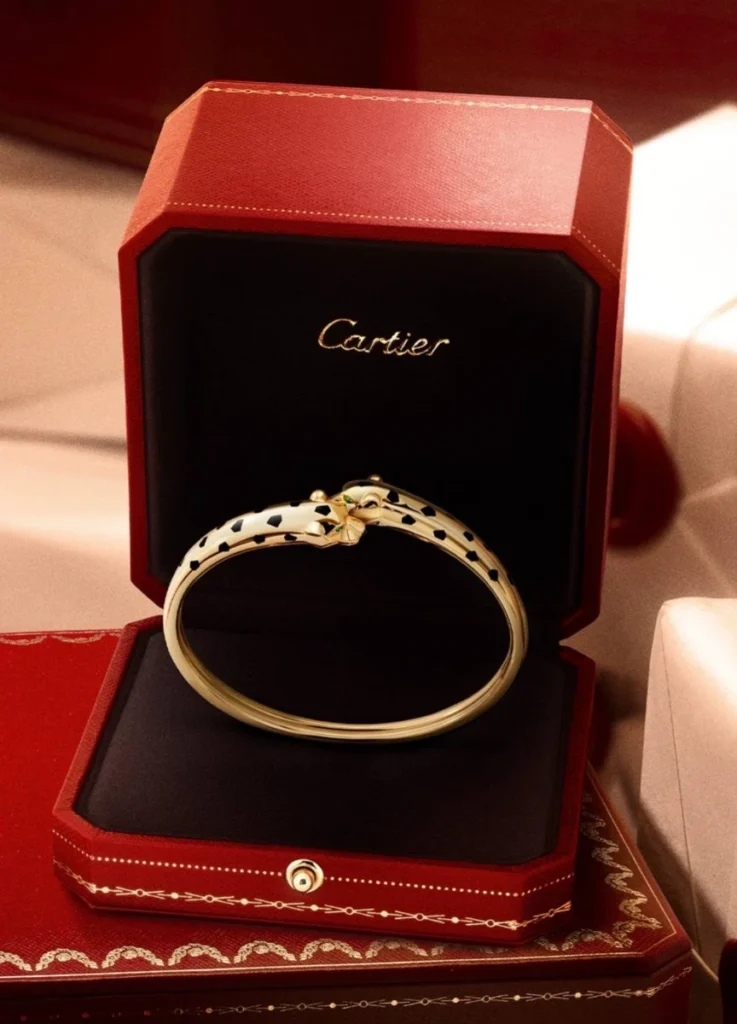 Panthère de Cartier bracelet
