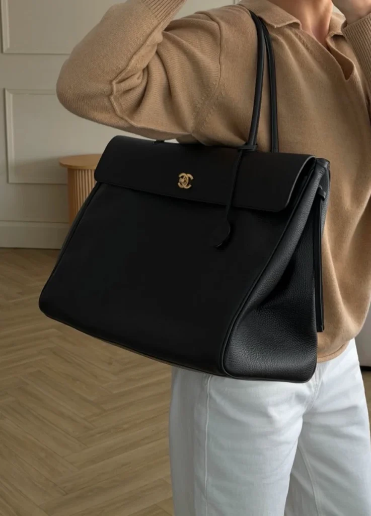 Chanel 2026SS Bags-  Large Shopping Bag
 Grained Calfskin & Gold-Tone Metal  / Black