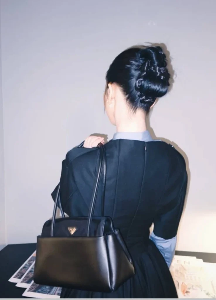 Prada 26S Shoulder bag
