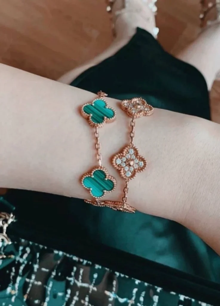 5 Motif Alhambra Bracelet
