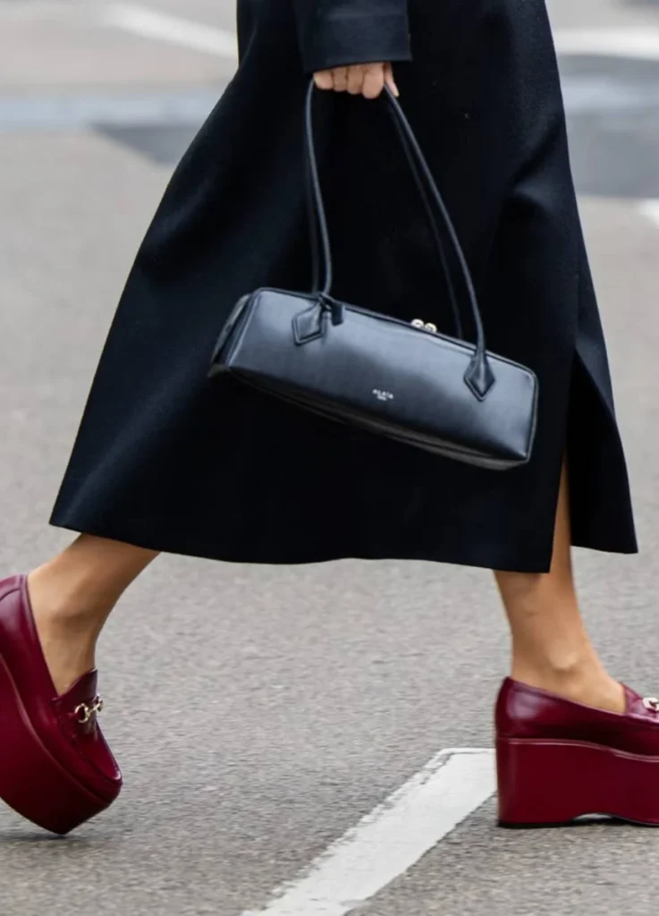 Alaïa — Le Teckel Shoulder bag
