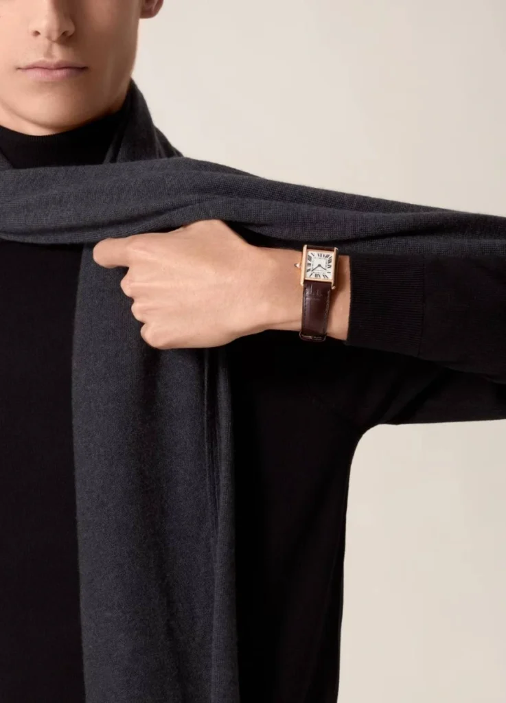 Cartier Tank Louis Medium size
