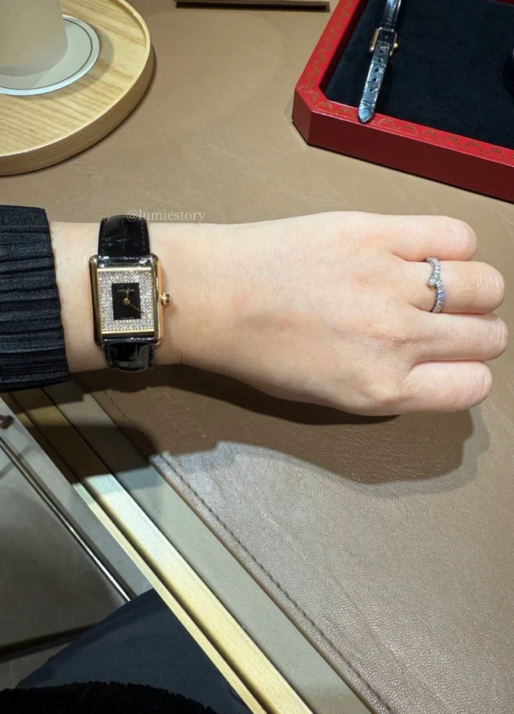 Cartier Tank Louis Small size
