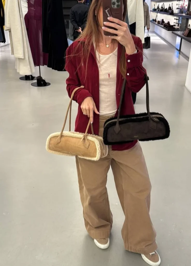 Alaïa — Le Teckel Shoulder bags