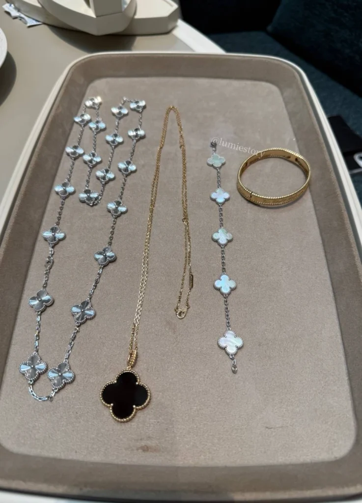 5 Motif Alhambra Bracelet