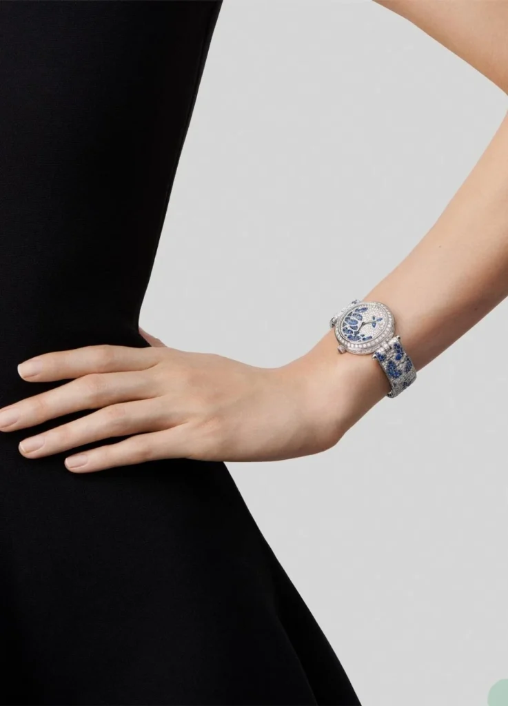 Lady Nuit des Papillons Watch
