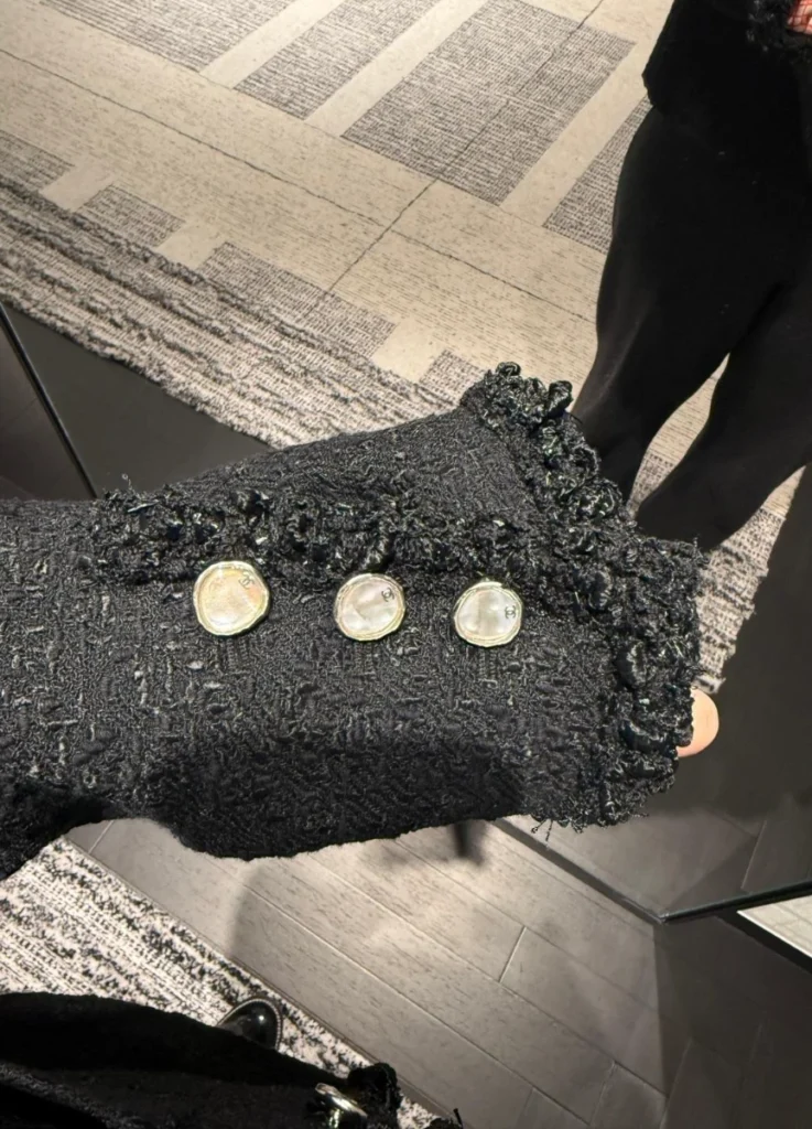 Chanel Spring 2026 Jacket 
(Cotton Tweed / Black)