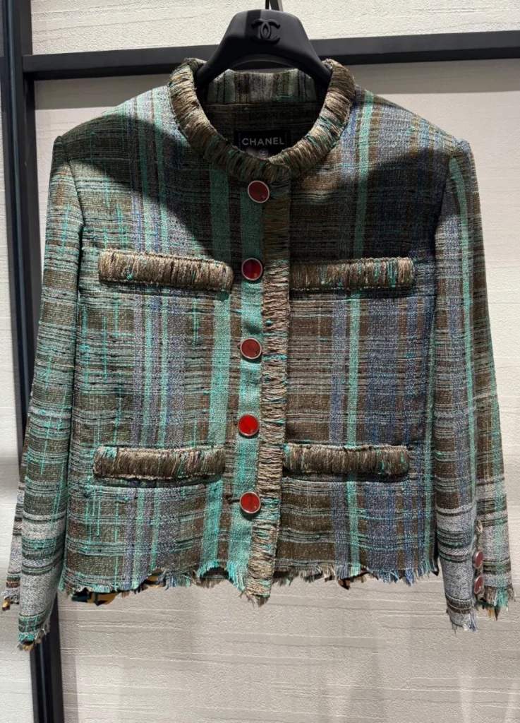 Chanel Spring 2026 Jacket
 
(Tweed / Brown, Aqua Green & Blue)