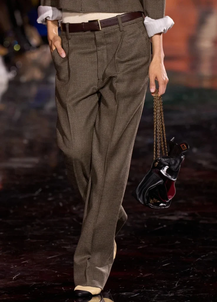 Chanel 2.55 Handbag
Lambskin & Gold-Tone Metal, Black