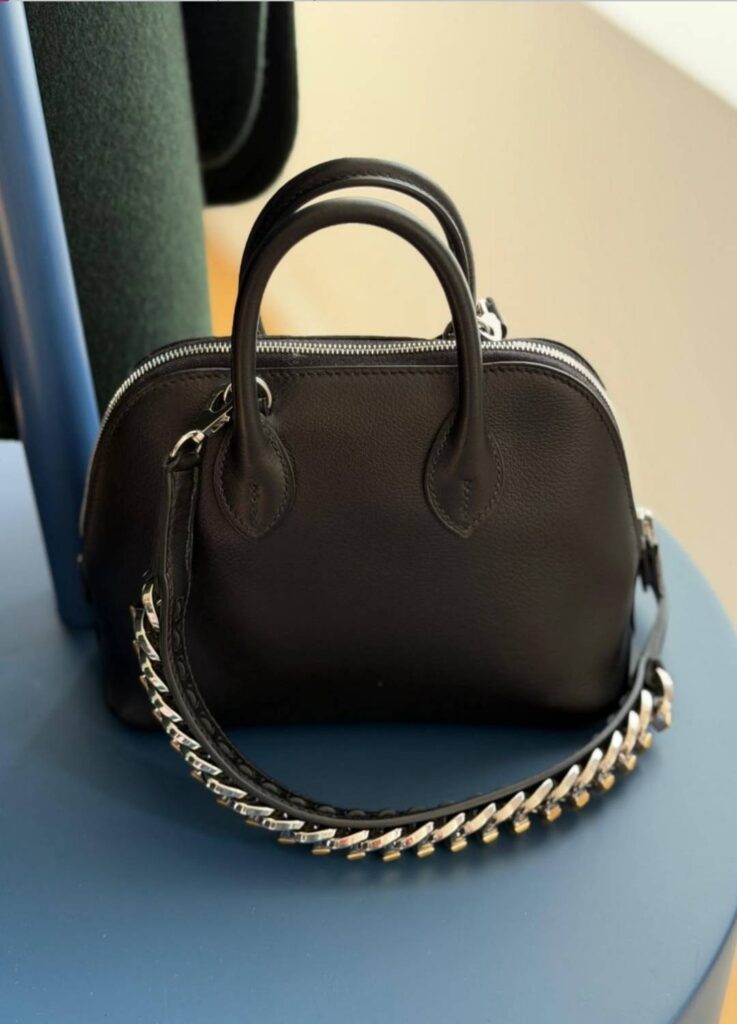 Hermès Fall Winter 2026 Bag 
- Bolide with Chain