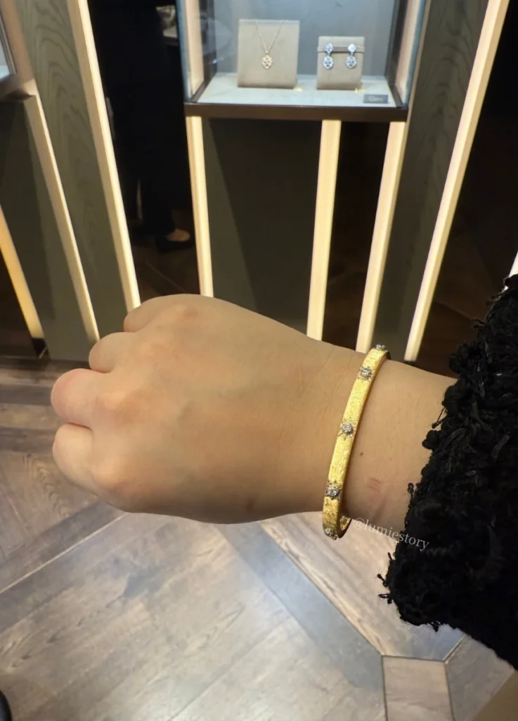 Buccellati MACRI CLASSICA YELLOW AND WHITE GOLD RIGATO BRACELET WITH DIAMONDS
