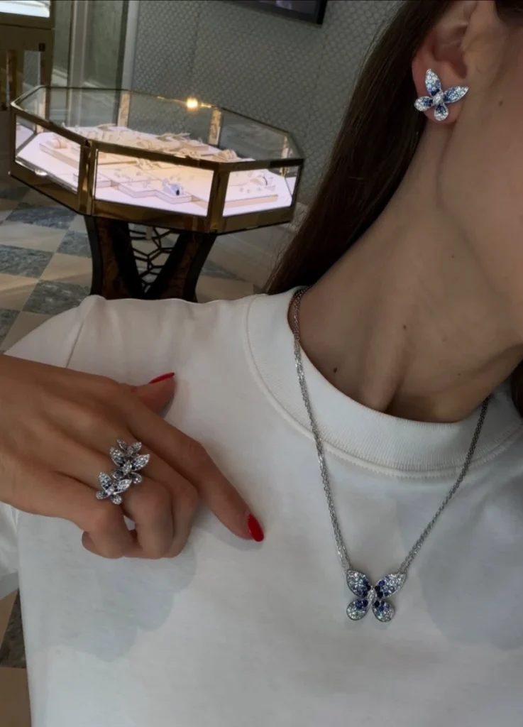 Graff Butterfly cluster ring on the hand