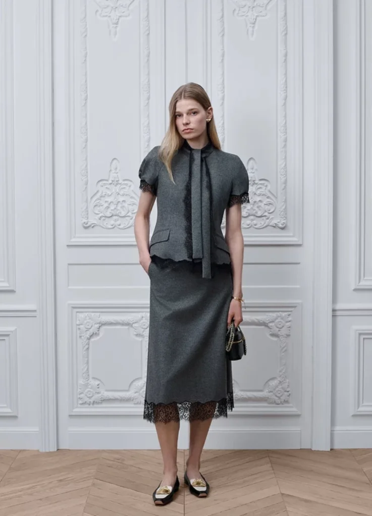 Dior Fall 2026 Gray Short-Sleeve Lace Flannel Jacket and Skirt setup