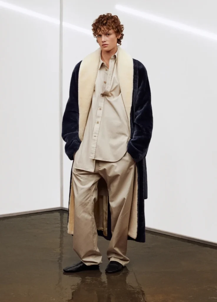 Phoebe Philo Collection E lookbook — Look 2