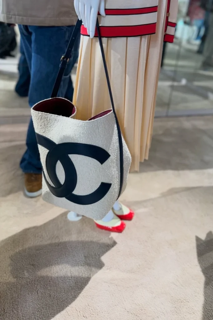 Chanel Cruise 2026/27 Bucket Bag