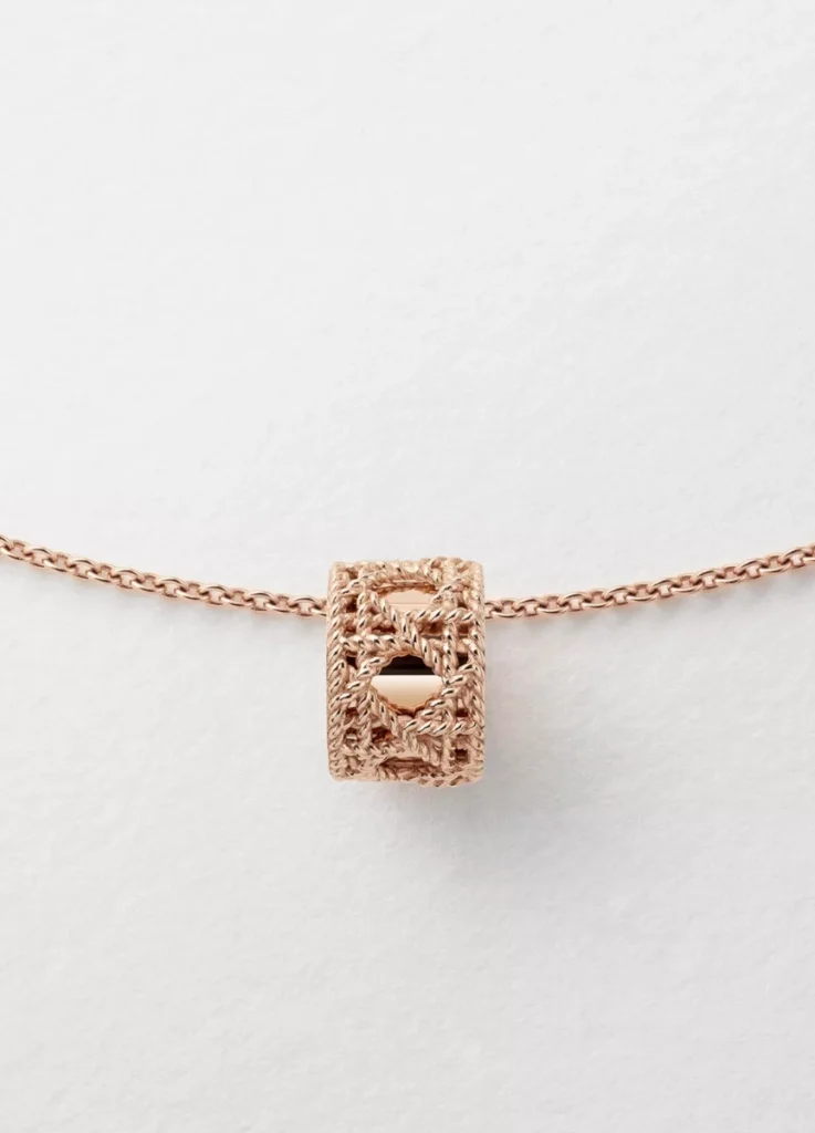 My Dior Necklace
Pink Gold
Reference: JMYD95056_0000