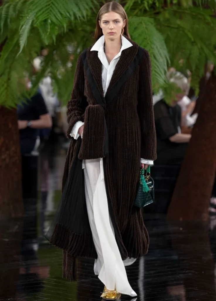 Dior Fall 2026 Haute Couture Look 16